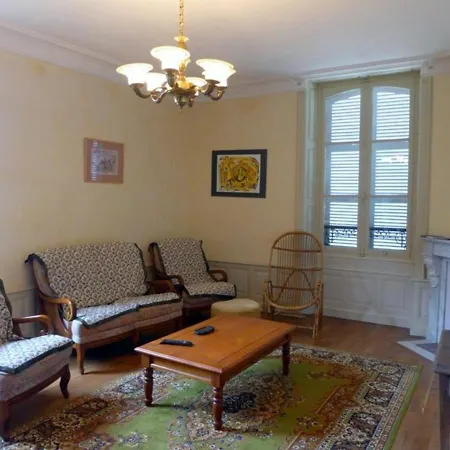 Familial Avec Jardin Prive, 3 Et Parking Gratuit - Fr-1-611-11 Holiday home